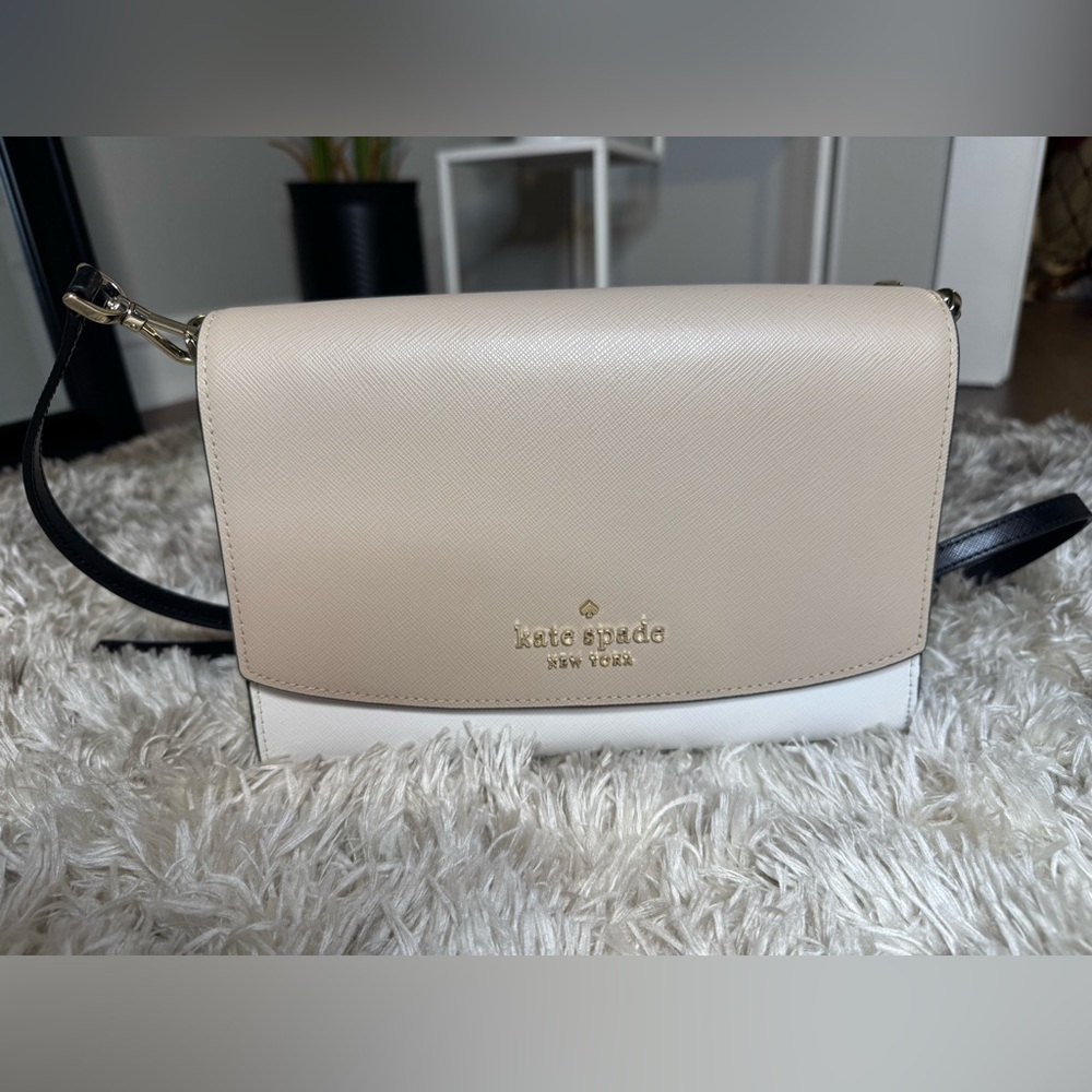 Kate Spade Taupe and White Crossbody Bag - Picture 3 of 15